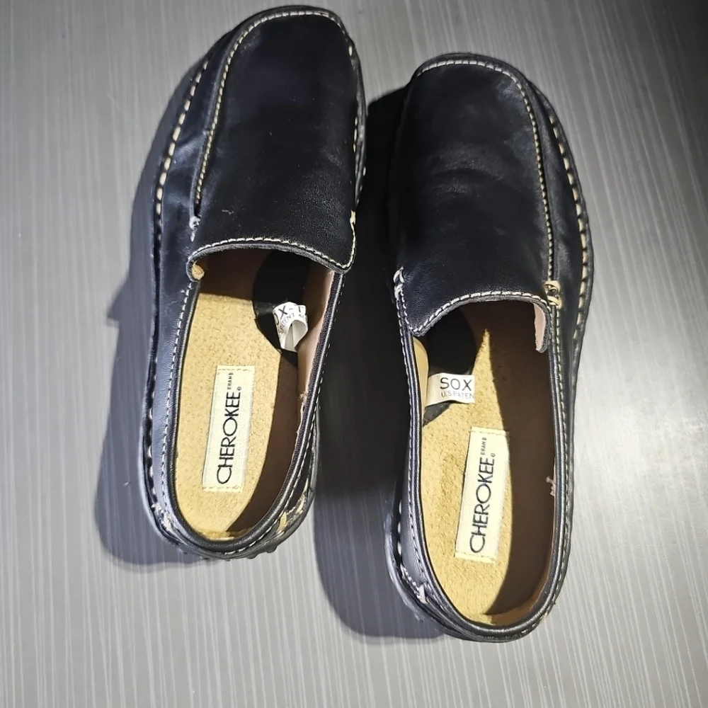 CHEROKEE Leather Upper Black Slip-On Moccasin‎ Driving Loafer Women’s 6 NWOT